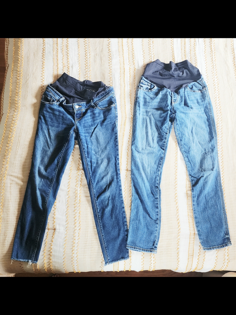 2 Pair Maternity Old Navy Jeans